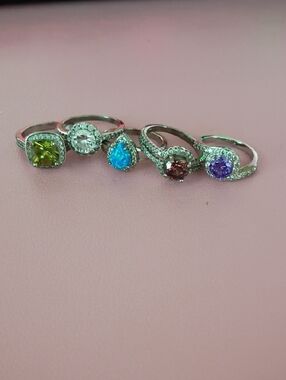 Lot Of 5 Rings